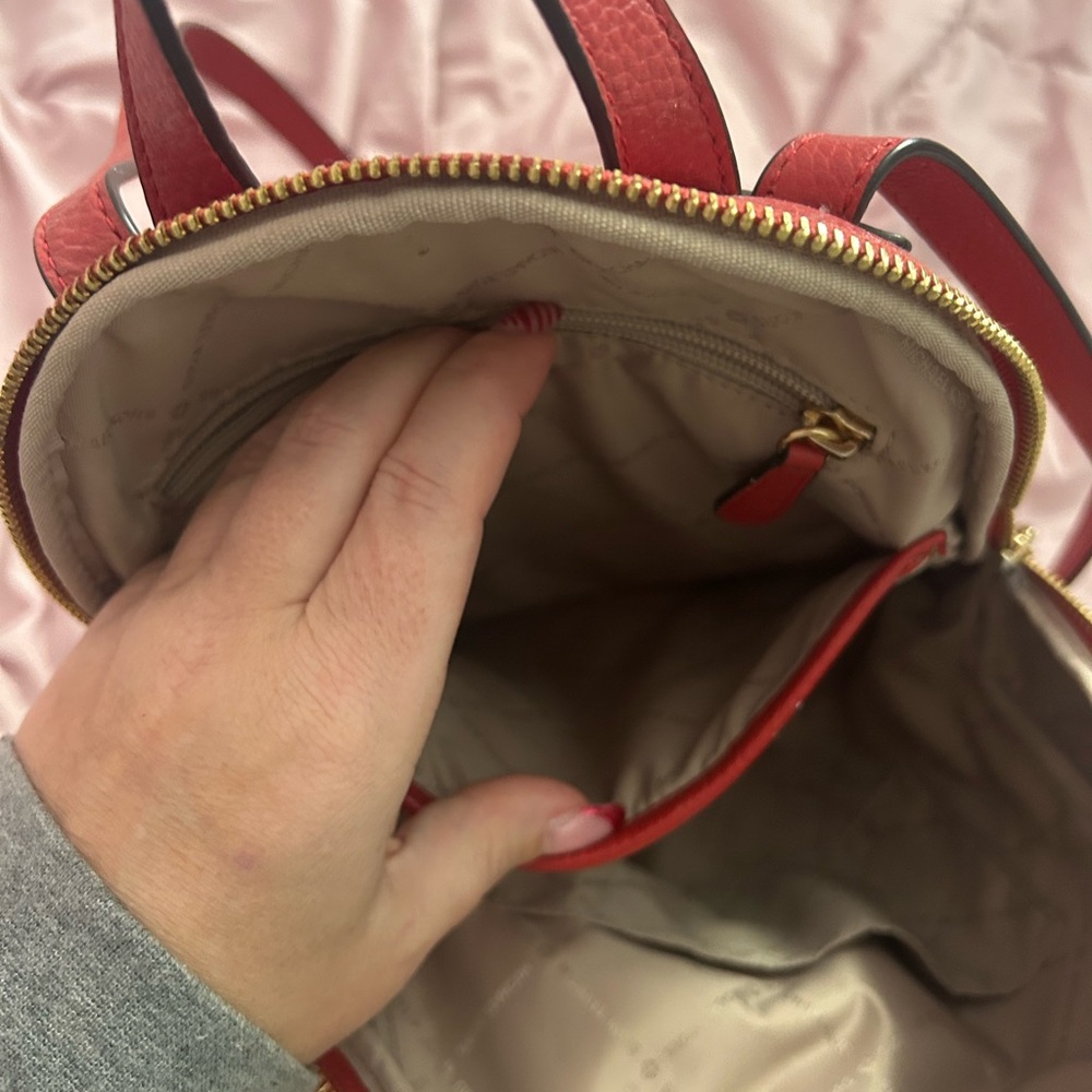 Mk Erin’s Medium Leather Backpack - image 5